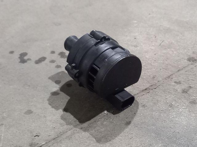 bontott RENAULT MASTER Vízpumpa